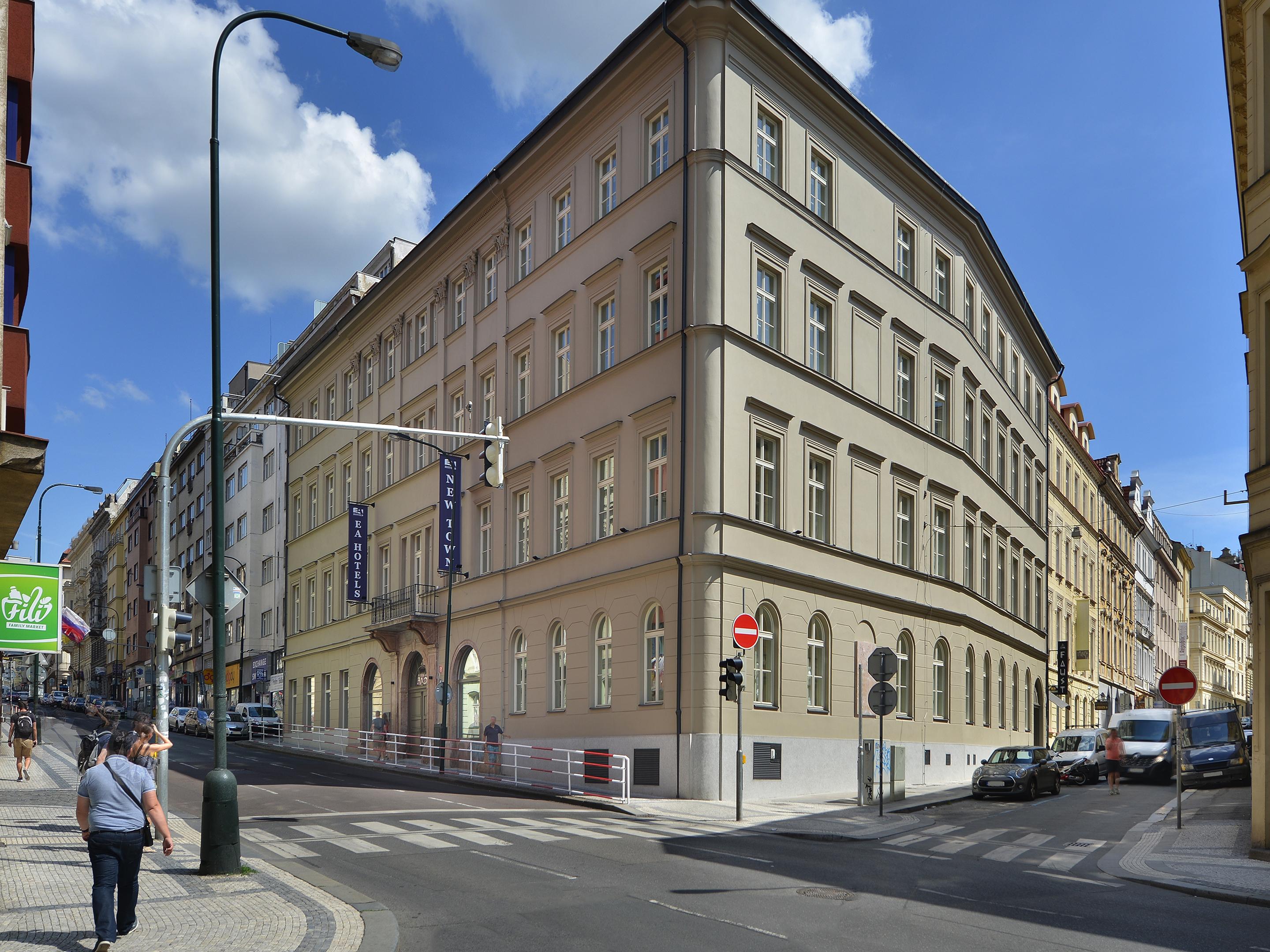 Ea Hotel New Town Prague Exterior photo