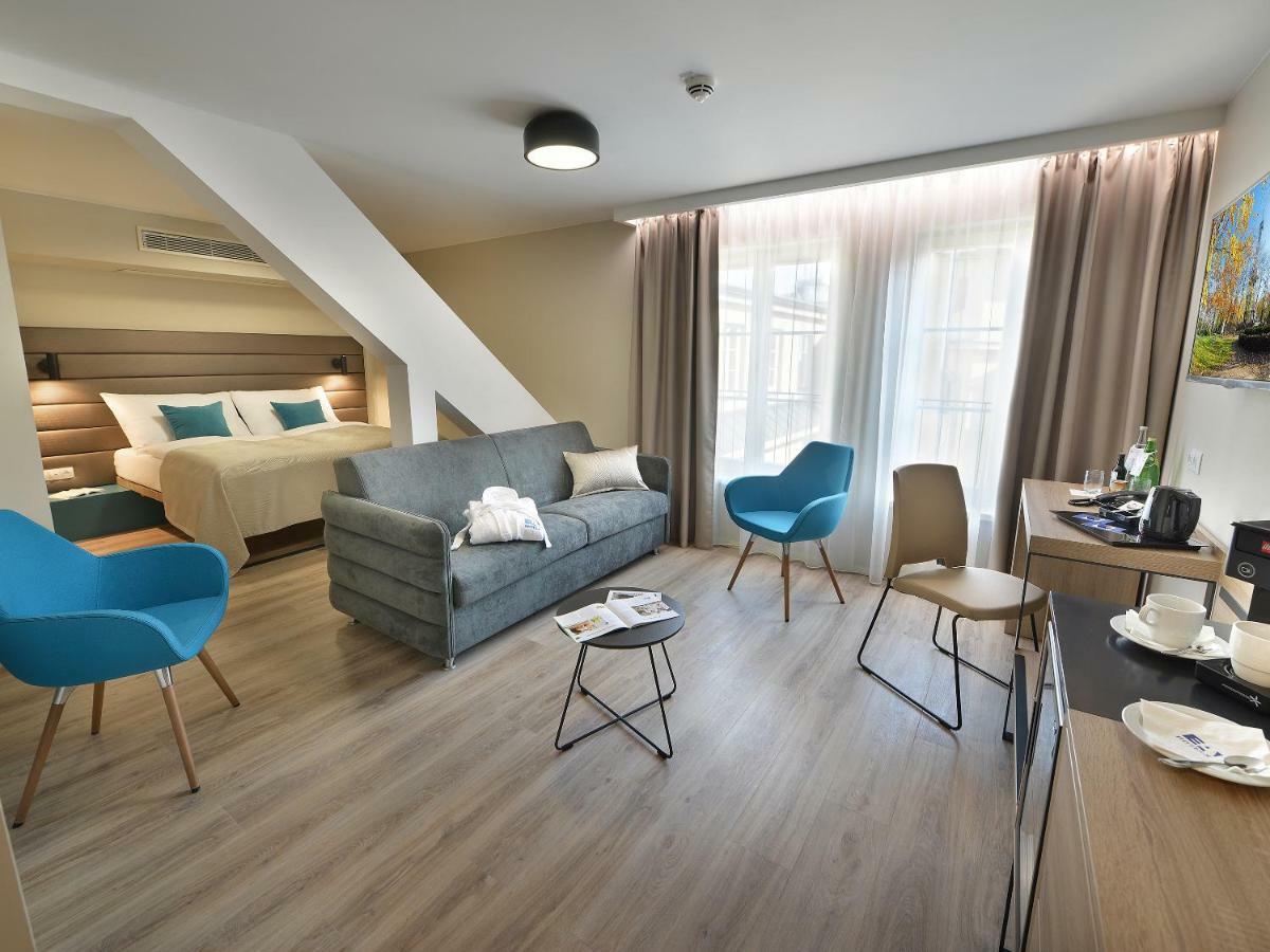 Ea Hotel New Town Prague Exterior photo