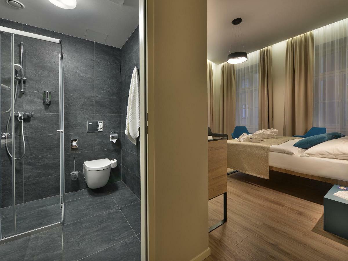 Ea Hotel New Town Prague Exterior photo